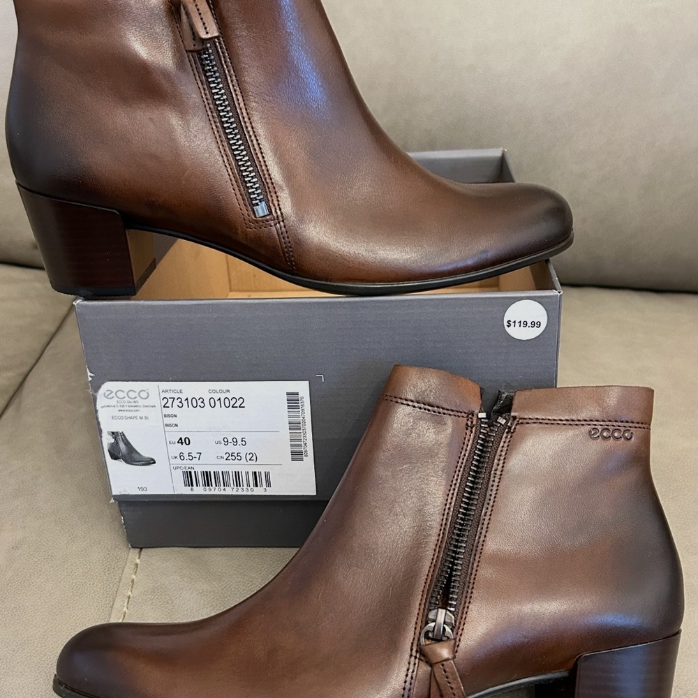Ecco Women's Brown Leather Side-Zip Block Heel Booties